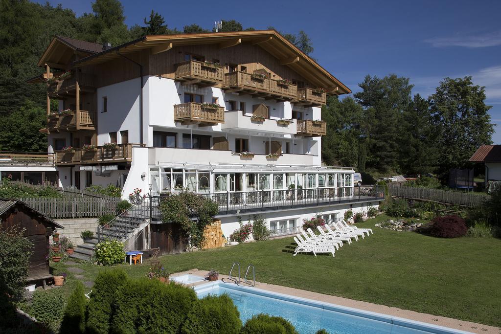 Naturhotel Edelweiss Terento Exterior photo